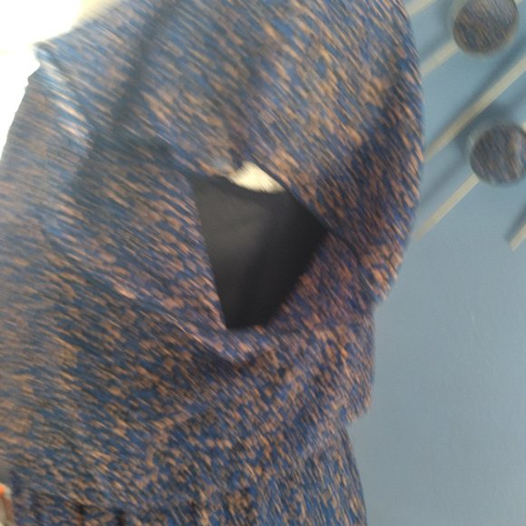 Forever 21 Tunic style top - Picture 5 of 7